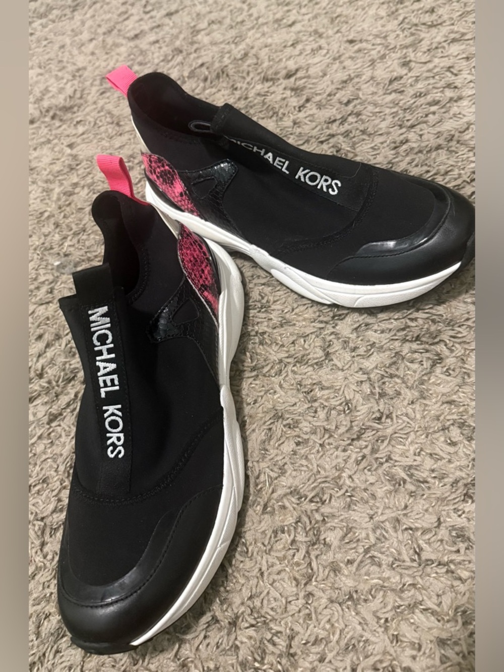 🩷Michael Kors Willow Slip On Sneakers 🩷